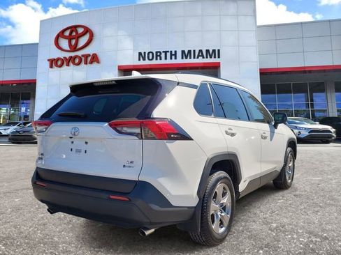 Used 2025 Toyota RAV4 LE image 4