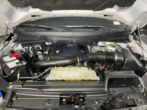 Certified 2023 Ford F150 Lariat w/ Equipment Group 502A High AWD/4WD image 9