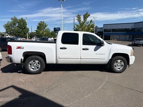 Used 2011 Chevrolet Silverado 1500 LT w/ All-Star Edition AWD/4WD image 7