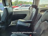 Used 2020 Chrysler Pacifica Touring-L image 6