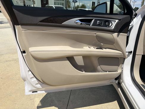 Used 2020 Lincoln MKZ Reserve w/ Monochromatic Package FWD image 20