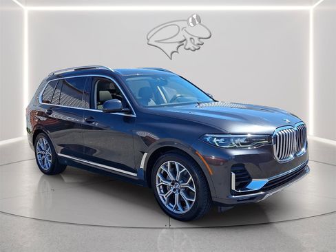 Used 2020 BMW X7 xDrive40i w/ Premium Package AWD/4WD image 6