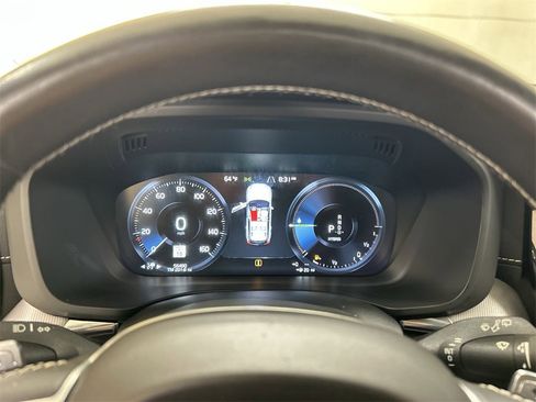 Used 2020 Volvo XC60 T8 R-Design w/ Protection Package Premier image 13