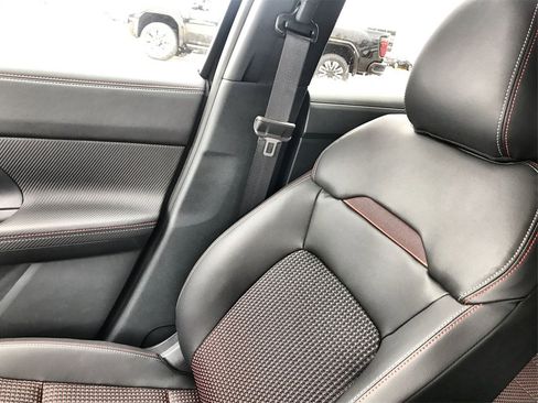 New 2025 Nissan Kicks SR image 22