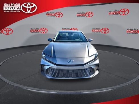 New 2026 Toyota Camry SE FWD image 3