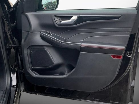 Used 2025 Ford Escape ST-Line AWD/4WD image 27