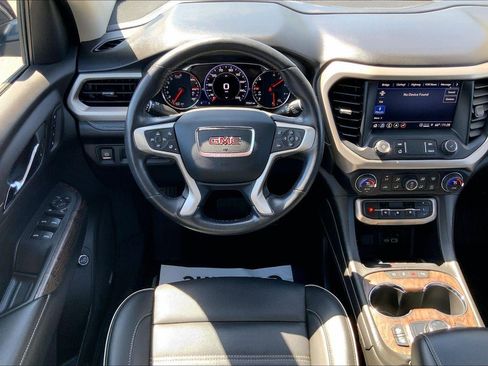Used 2021 GMC Acadia Denali w/ Denali Ultimate Package AWD/4WD image 5