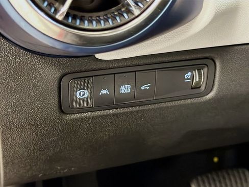 Used 2025 Chevrolet Equinox EV LT w/ Convenience Package FWD image 24