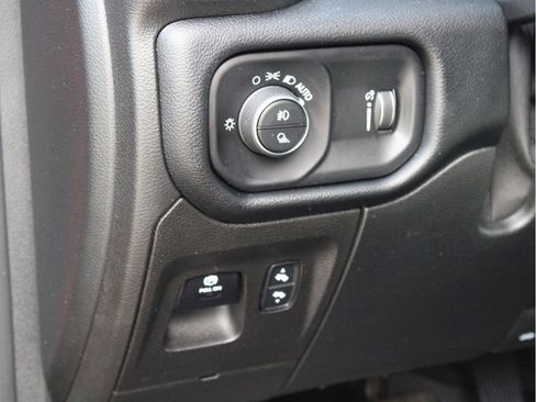 Used 2021 RAM 1500 Big Horn AWD/4WD image 15