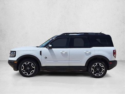 Used 2023 Ford Bronco Sport Outer Banks w/ Tech Package AWD/4WD image 9