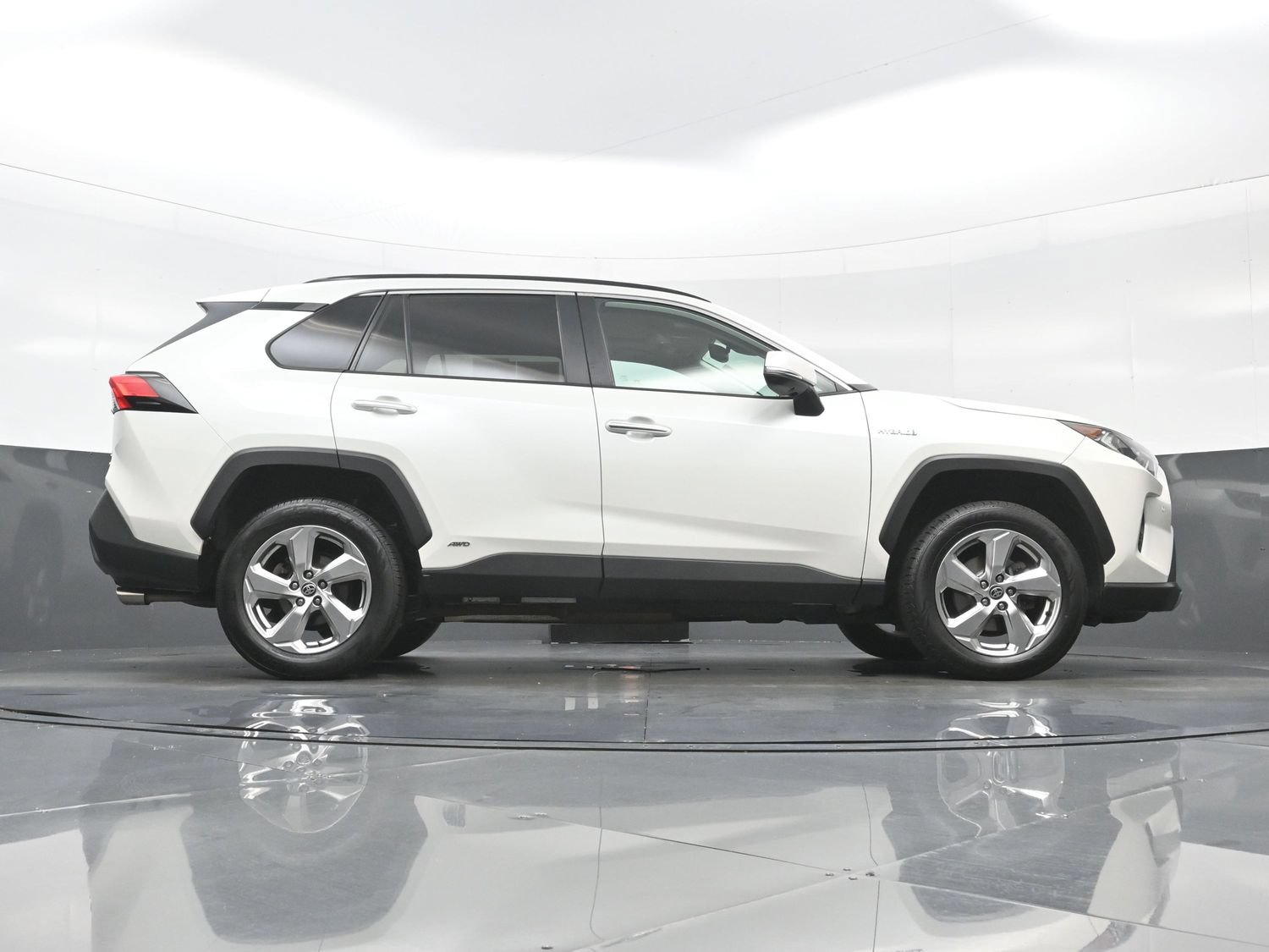 Used 2021 Toyota RAV4 Limited AWD/4WD image 35