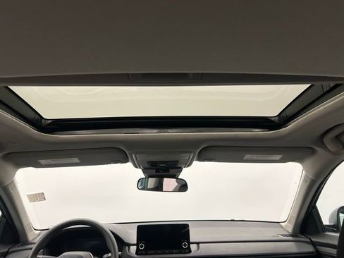 Used 2023 Honda Accord EX image 16