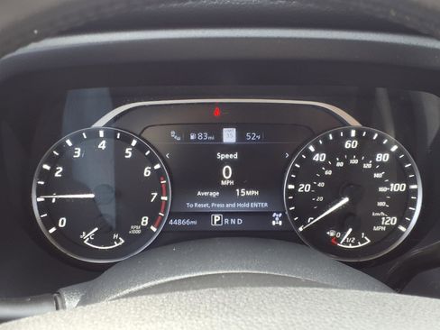 Used 2021 Nissan Titan SV w/ SV Convenience Package AWD/4WD image 21