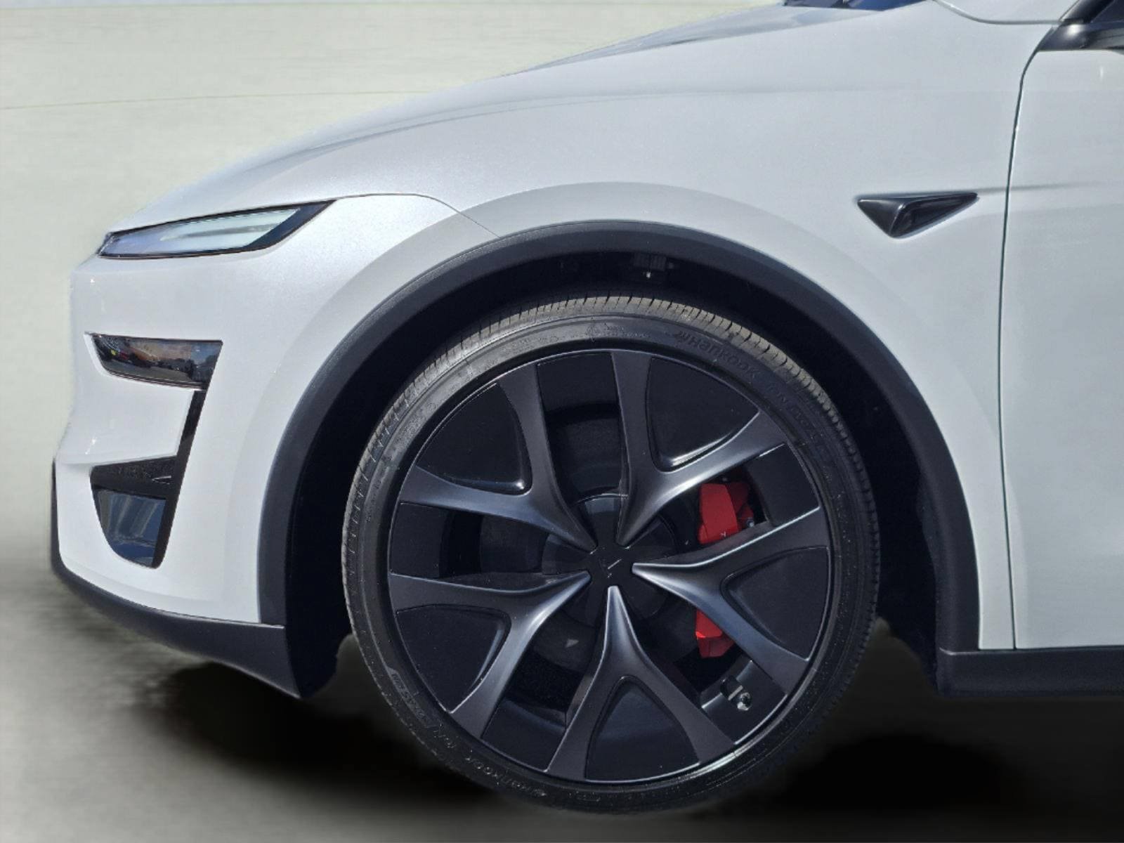 Used 2026 Tesla Model Y Performance AWD/4WD image 9