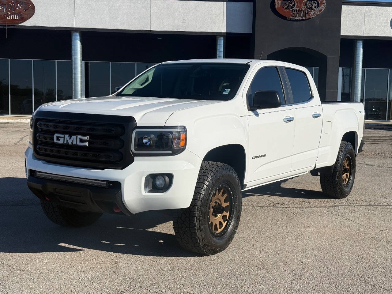 Used 2015 GMC Canyon SLT AWD/4WD image 1