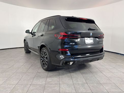New 2026 BMW X5 xDrive40i w/ M Sport Package image 3