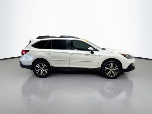 Used 2018 Subaru Outback 2.5i Limited AWD/4WD image 5