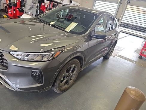 Used 2023 Ford Escape ST-Line w/ Tech Pack #1 image 2