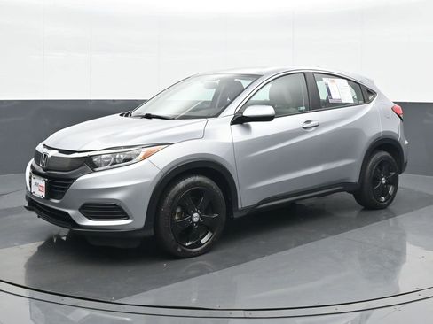 Used 2019 Honda HR-V LX image 2