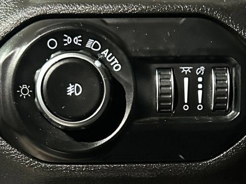 Used 2019 Jeep Wrangler Sport AWD/4WD image 53