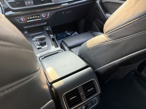 Used 2018 Audi SQ5 Premium Plus AWD/4WD image 24