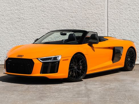 Used 2018 Audi R8 V10 plus image 1