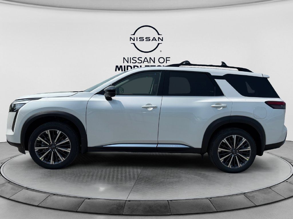 New 2026 Nissan Pathfinder Platinum AWD/4WD image 2