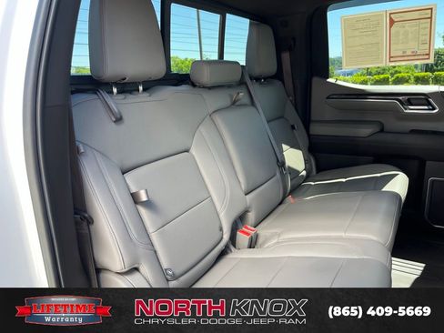 Used 2023 Chevrolet Silverado 1500 LTZ w/ LTZ Convenience Package II AWD/4WD image 12