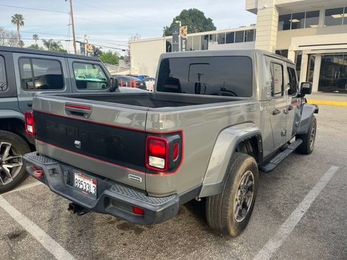 Used 2022 Jeep Gladiator Overland w/ Popular Equipment Package image 4