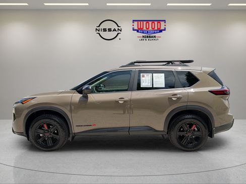 Used 2025 Nissan Rogue SV w/ Rock Creek Premium Package AWD/4WD image 9