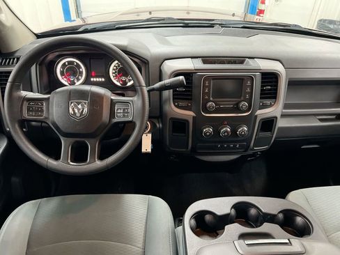 Used 2017 RAM 2500 Tradesman w/ Popular Equipment Group RWD image 5