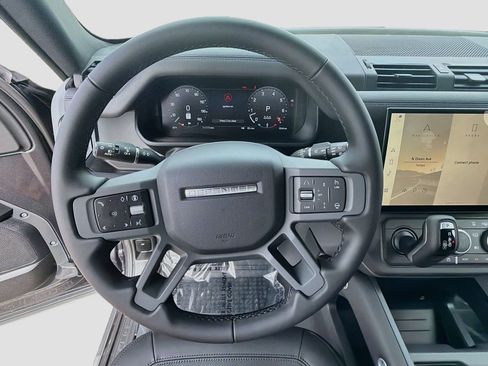 New 2026 Land Rover Defender 110 X-Dynamic SE AWD/4WD image 39