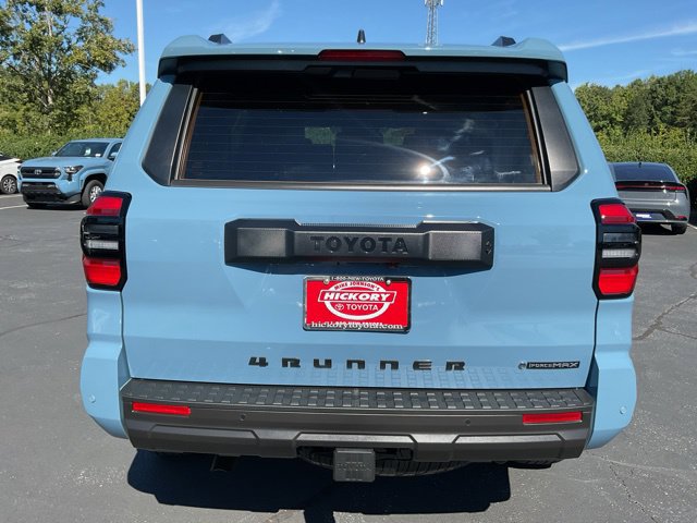 Used 2025 Toyota 4Runner TRD Off-Road Premium AWD/4WD image 9