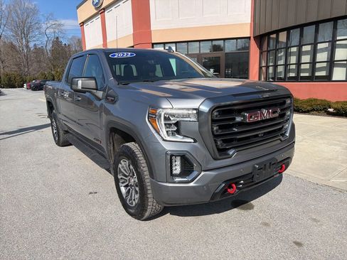 Used 2022 GMC Sierra 1500 AT4 w/ AT4 Premium Package AWD/4WD image 9