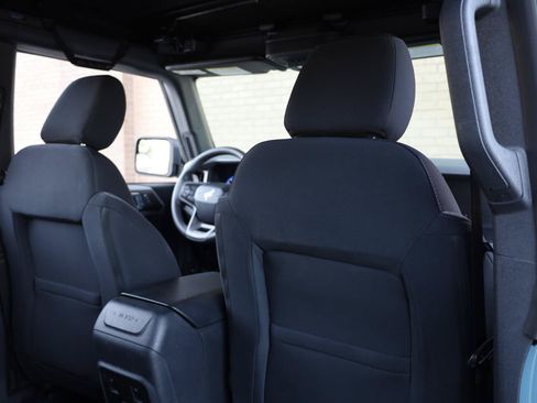 Used 2023 Ford Bronco 4-Door AWD/4WD image 24