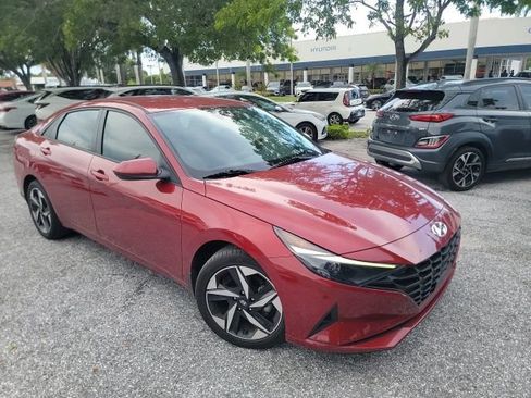 Used 2023 Hyundai Elantra SEL w/ Convenience Package FWD image 1