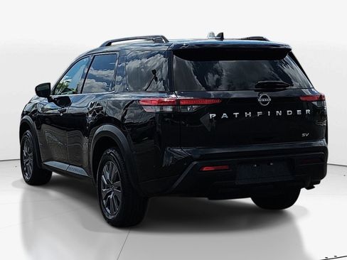 Used 2024 Nissan Pathfinder SV FWD image 6