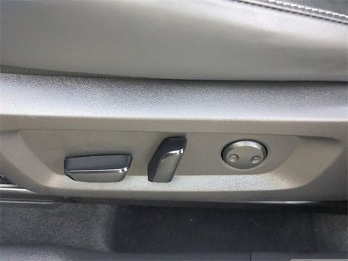 Used 2024 Mitsubishi Outlander FWD image 22