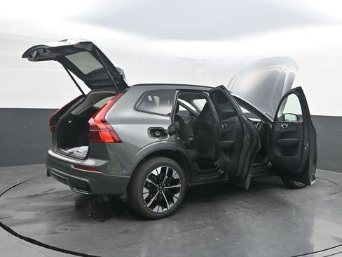 New 2026 Volvo XC60 B5 Plus w/ Climate Package AWD/4WD image 38