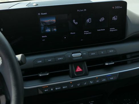Used 2025 Kia K4 FWD image 18