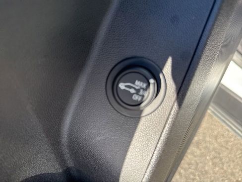 Used 2024 Chevrolet Equinox LT AWD/4WD image 28