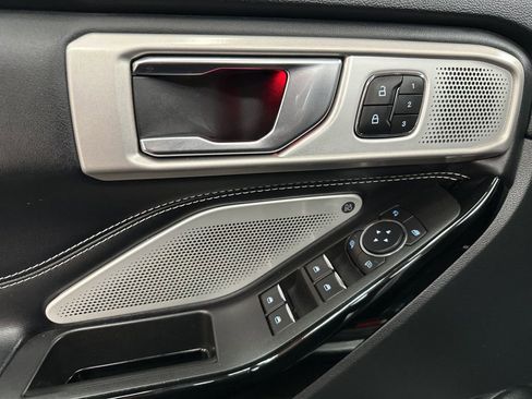 Used 2022 Ford Explorer ST w/ Equipment Group 401A image 17