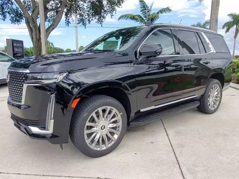 Certified 2021 Cadillac Escalade Premium Luxury image 6