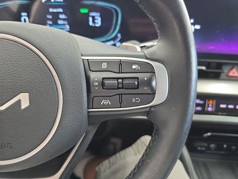 Certified 2023 Kia Sportage EX image 18