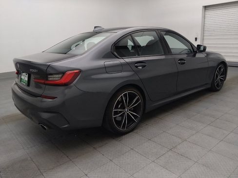 Used 2019 BMW 330i Sedan w/ M Sport Package RWD image 10