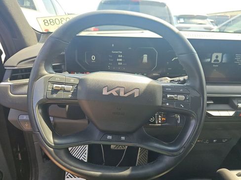 Certified 2024 Kia EV9 GT-Line AWD/4WD image 10