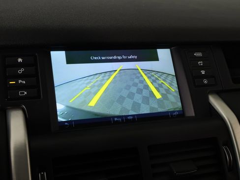 Used 2016 Land Rover Discovery Sport HSE image 6