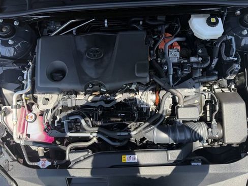 Used 2025 Toyota Camry LE FWD image 21