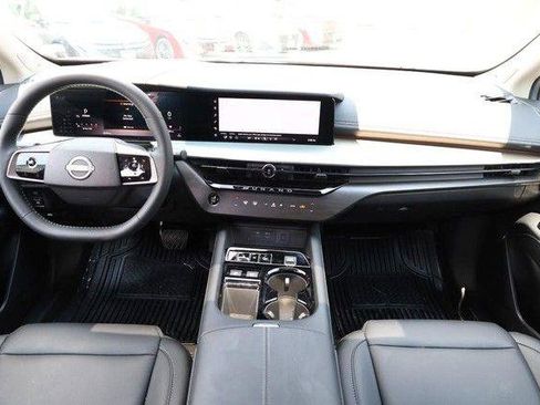Used 2025 Nissan Murano SL AWD/4WD image 27