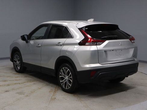 Used 2023 Mitsubishi Eclipse Cross LE image 10